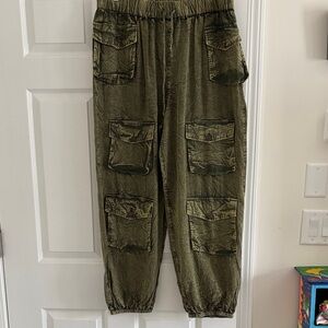 Women's Olive Cargo Pants